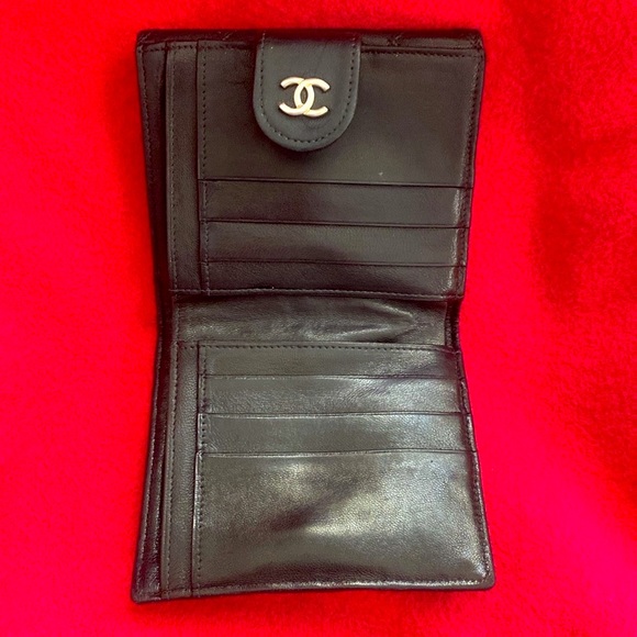 Chanel Vintage Lambskin Leather Wallet - Picture 6 of 11
